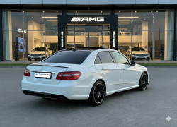 Mercedes-Benz E-Класс 2012 года