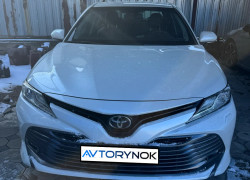 Toyota Camry 2020 года