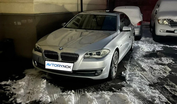 BMW 5 серия 2011 года