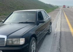 Mercedes-Benz 190 1990 года
