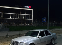 Mercedes-Benz E-Класс 1995 года