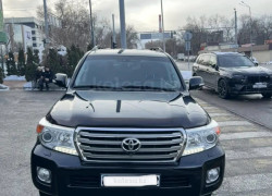 Toyota Land Cruiser 2015 года