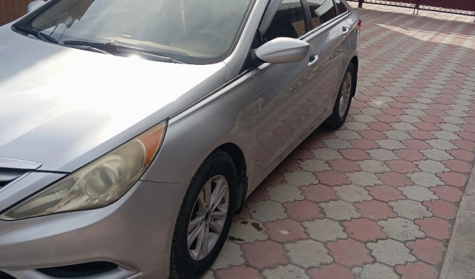 Hyundai Sonata 2012 года