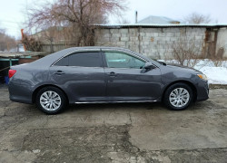 Toyota Camry 2012 года