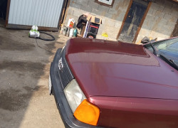 Audi 100 1990 года