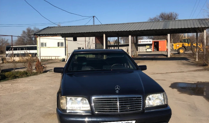 Mercedes-Benz S-Класс 1995 года