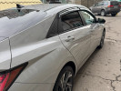 Hyundai Elantra 2024 года