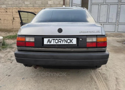 Volkswagen Passat 1990 года