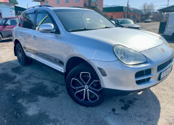Porsche Cayenne 2004 года