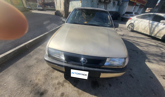 Opel Vectra 1992 года