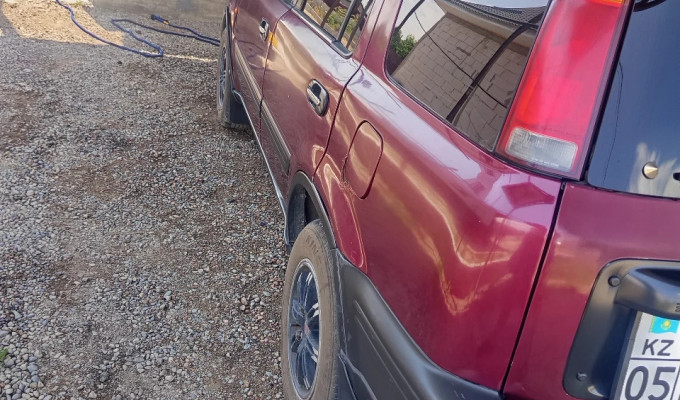 Honda CR-V 1996 года
