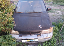 Mitsubishi Space Runner 1992 года