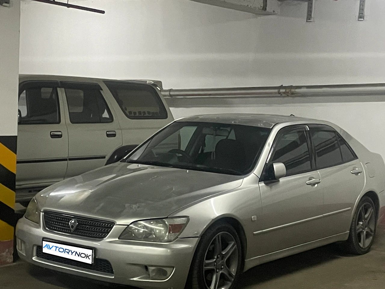 Toyota Altezza, 2000