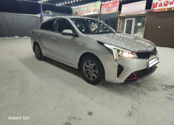Kia Rio 2021 года