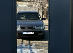 Audi 100 1993 года