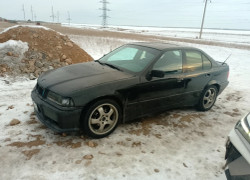BMW 3 серия 1993 года