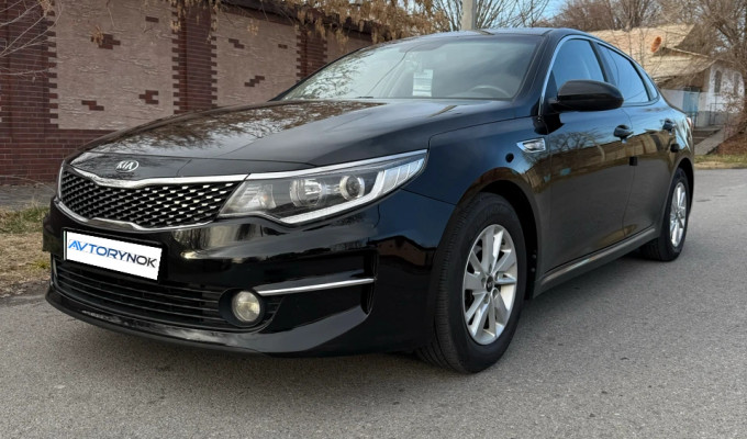 Kia K5 2016 года
