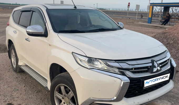 Mitsubishi Montero Sport 2019 года
