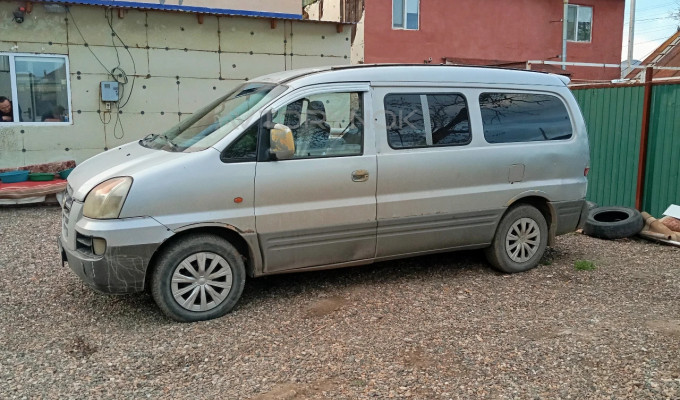 Hyundai Starex 2006 года