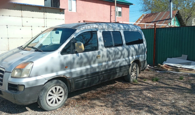 Hyundai Starex 2007 года