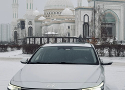 Hyundai Elantra 2024 года
