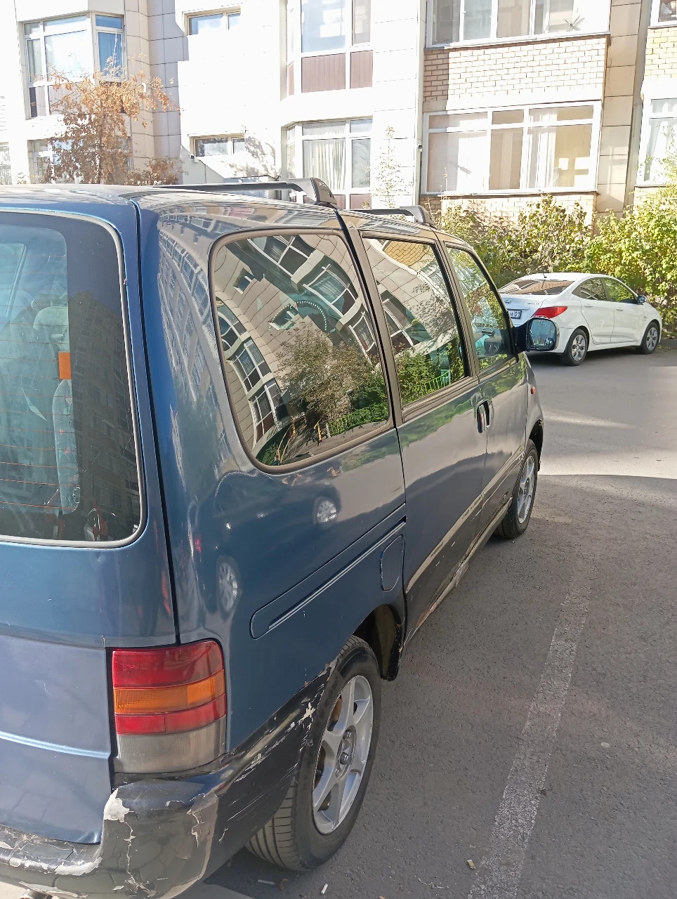 Nissan Serena, 2000