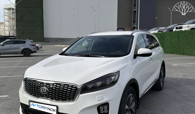 Kia Sorento 2018 года