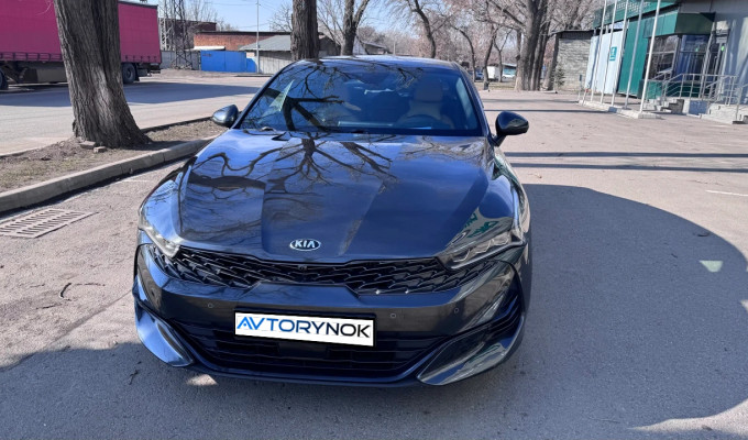Kia K5 2020 года