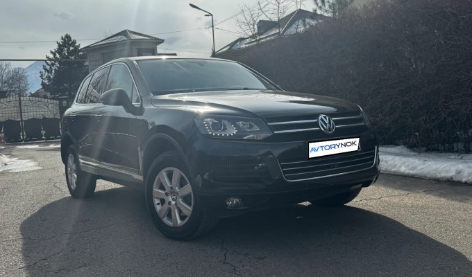 Volkswagen Touareg 2011 года