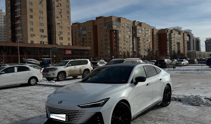 Changan UNI-V 2023 года