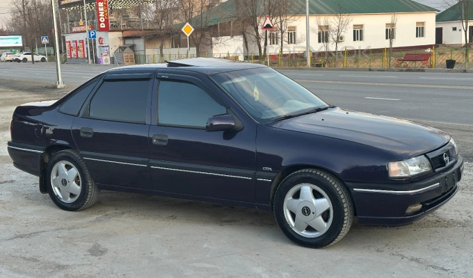 Opel Vectra 1993 года