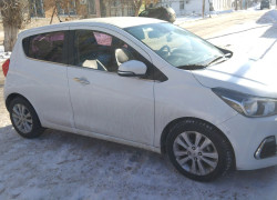 Chevrolet Spark 2016 года