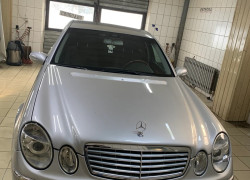 Mercedes-Benz E-Класс 2002 года