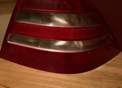 Продам фары задние на Мерседес лису 220 кузов