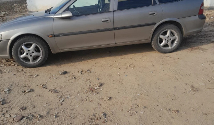 Opel Vectra 1997 года