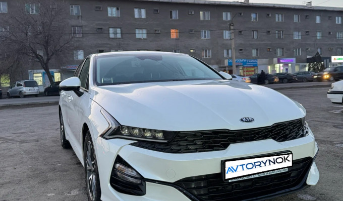 Kia K5 2021 года