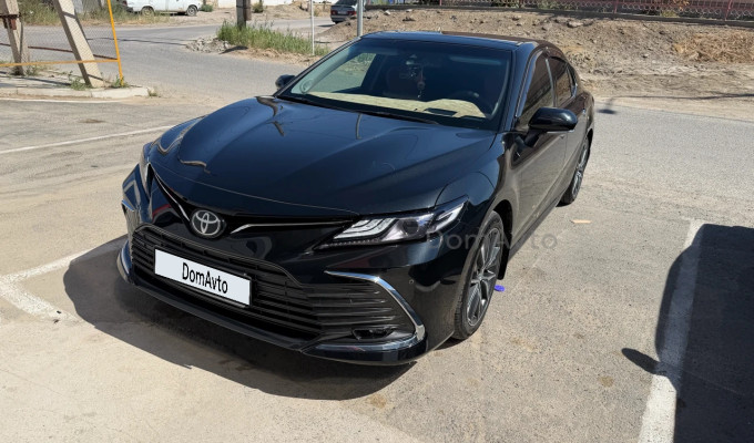 Toyota Camry 2024 года