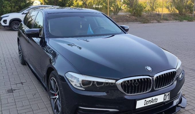 BMW 5 серия 2018 года