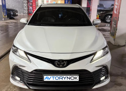 Toyota Camry 2022 года