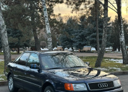 Audi 100 1993 года