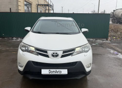 Toyota RAV4 2013 года