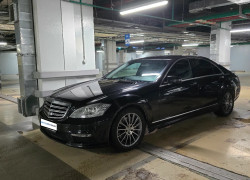 Mercedes-Benz S-Класс 2006 года
