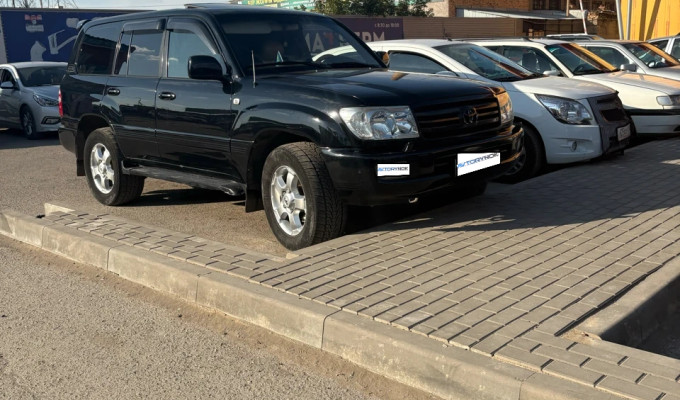 Toyota Land Cruiser 2004 года
