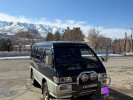 Mitsubishi Delica 1993 года