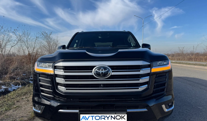 Toyota Land Cruiser 2022 года