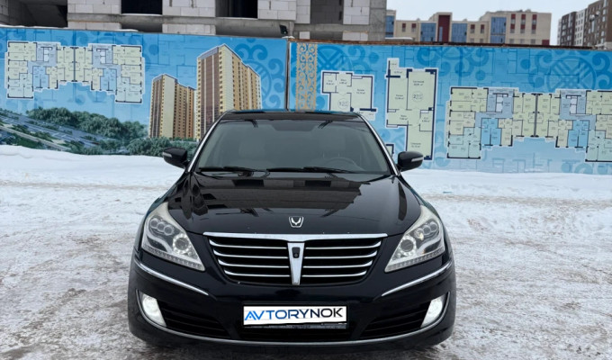 Hyundai Equus 2012 года