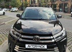 Toyota Highlander 2019 года