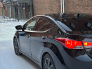 Hyundai Elantra 2012 года