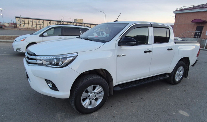 Toyota Hilux 2019 года