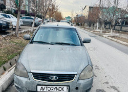 ВАЗ (Lada) Priora 2012 года